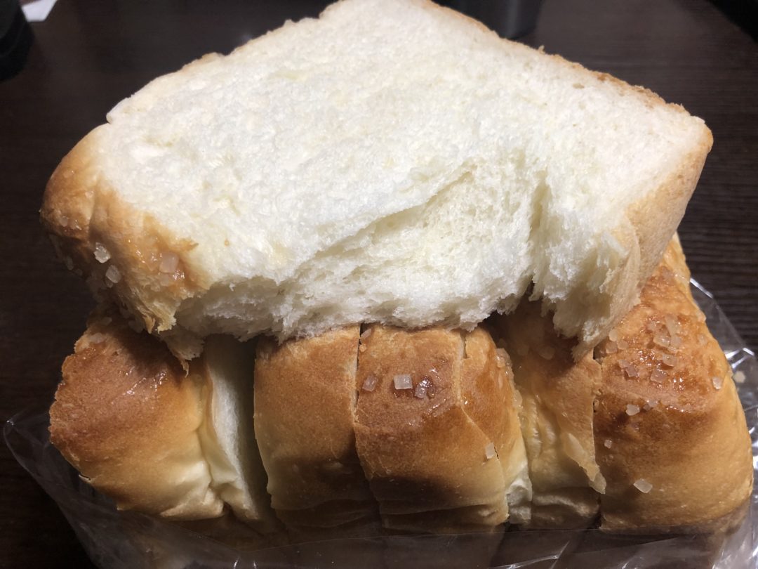 ちぃぎった食パン